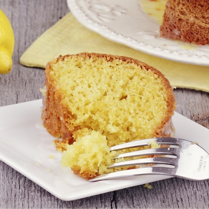 Lemon cardamom cake