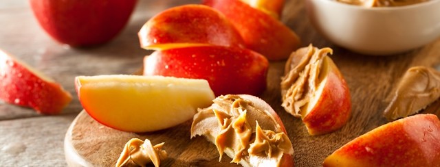 5 Go-To Snacks That Won’t Tip the Scales image