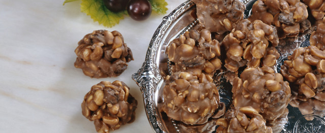 Almond Clusters image
