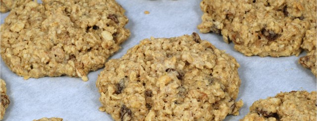 Walnut Date Cookies image