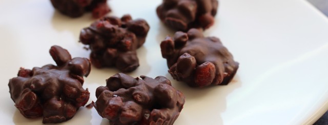 Pomegranate Chocolate Bites image