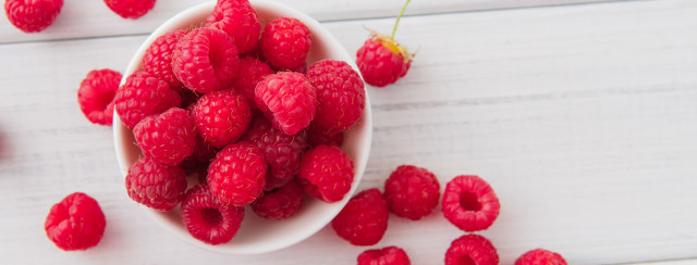 Crunchy Peanut Butter Raspberries image