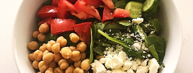 Easy Greek <span class='highlight'>Salad</span> image