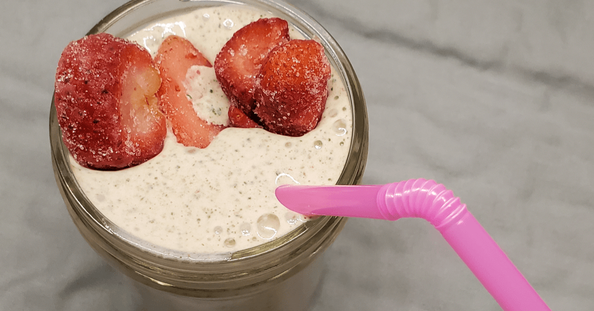 Strawberry-Lavender Smoothie Recipe 